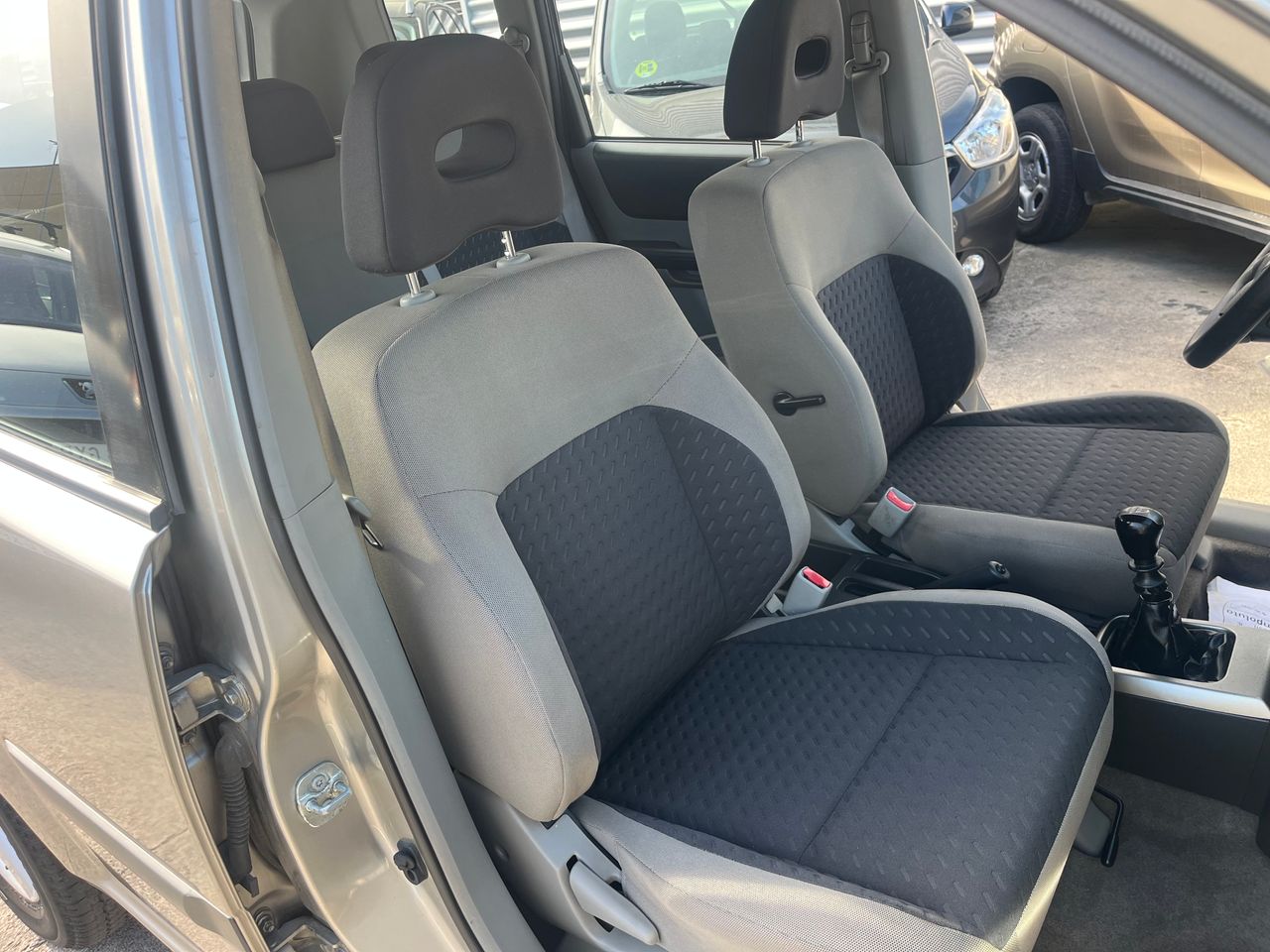 Foto Nissan X-Trail 16