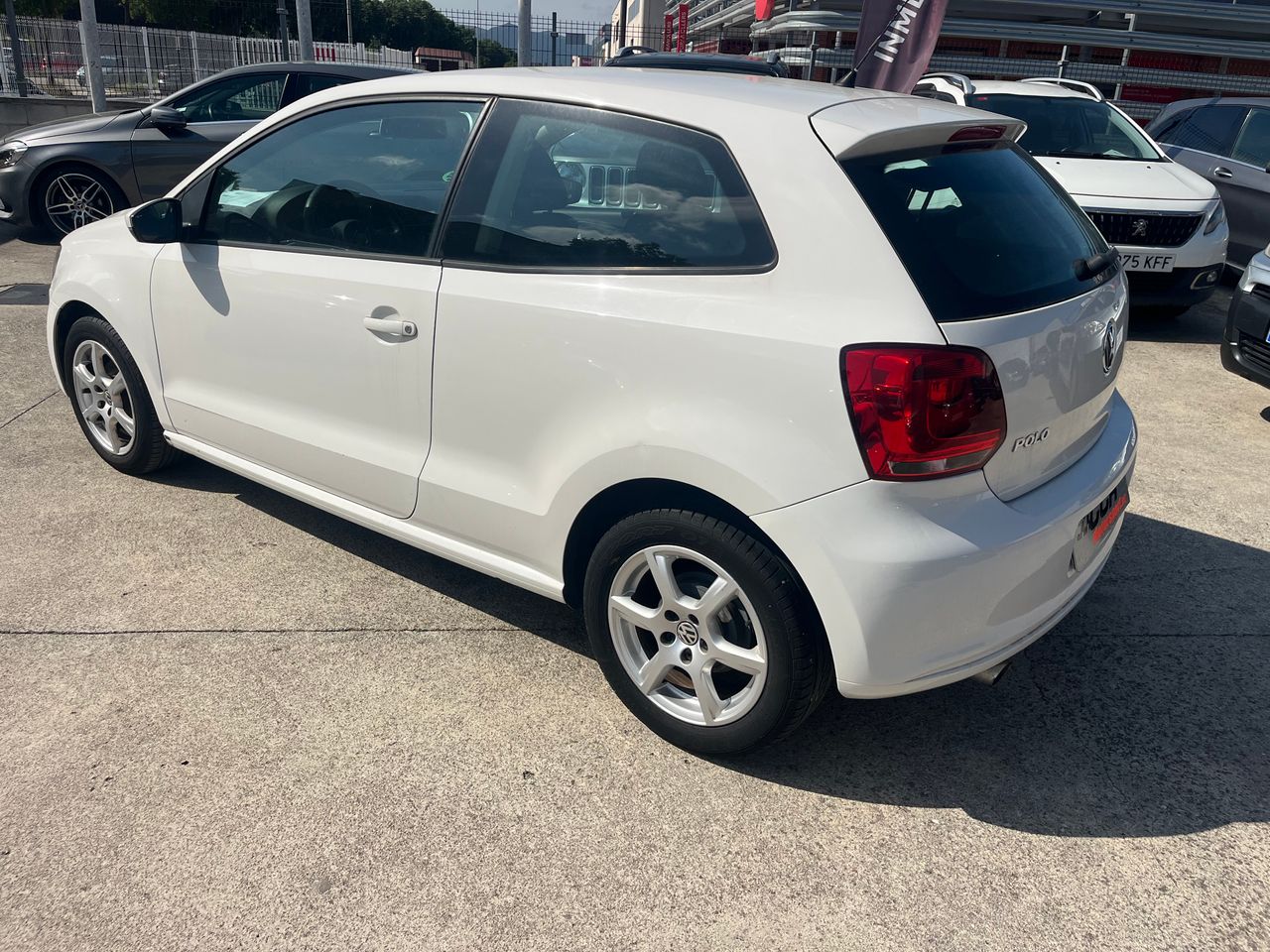 Foto Volkswagen Polo 16