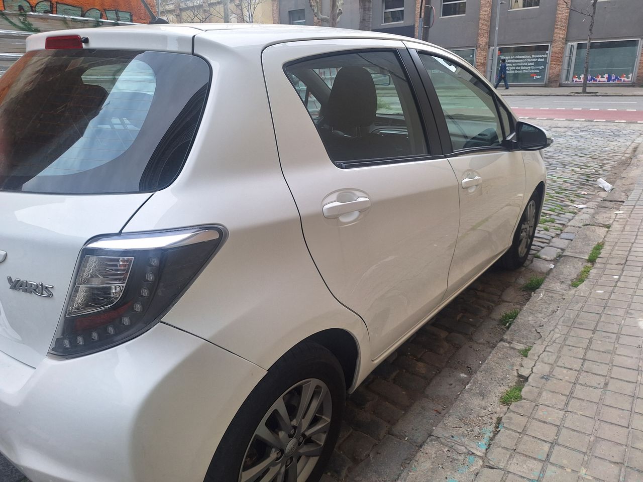 Foto Toyota Yaris 4