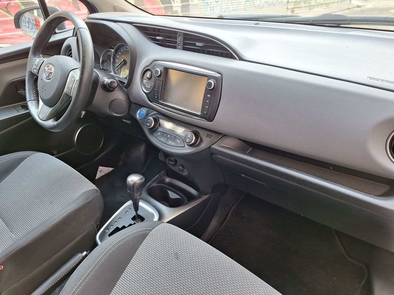Foto Toyota Yaris 9