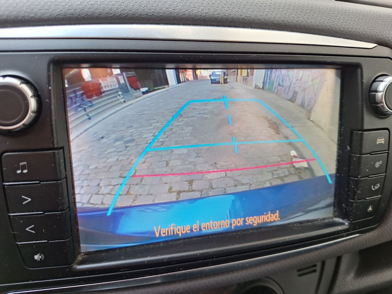 Foto Toyota Yaris 16