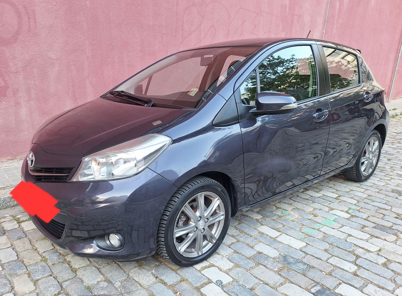 Foto Toyota Yaris 1