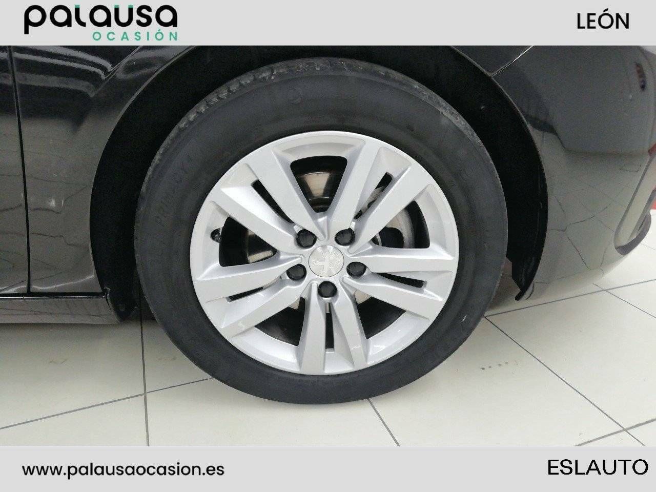 Foto Peugeot 308 11