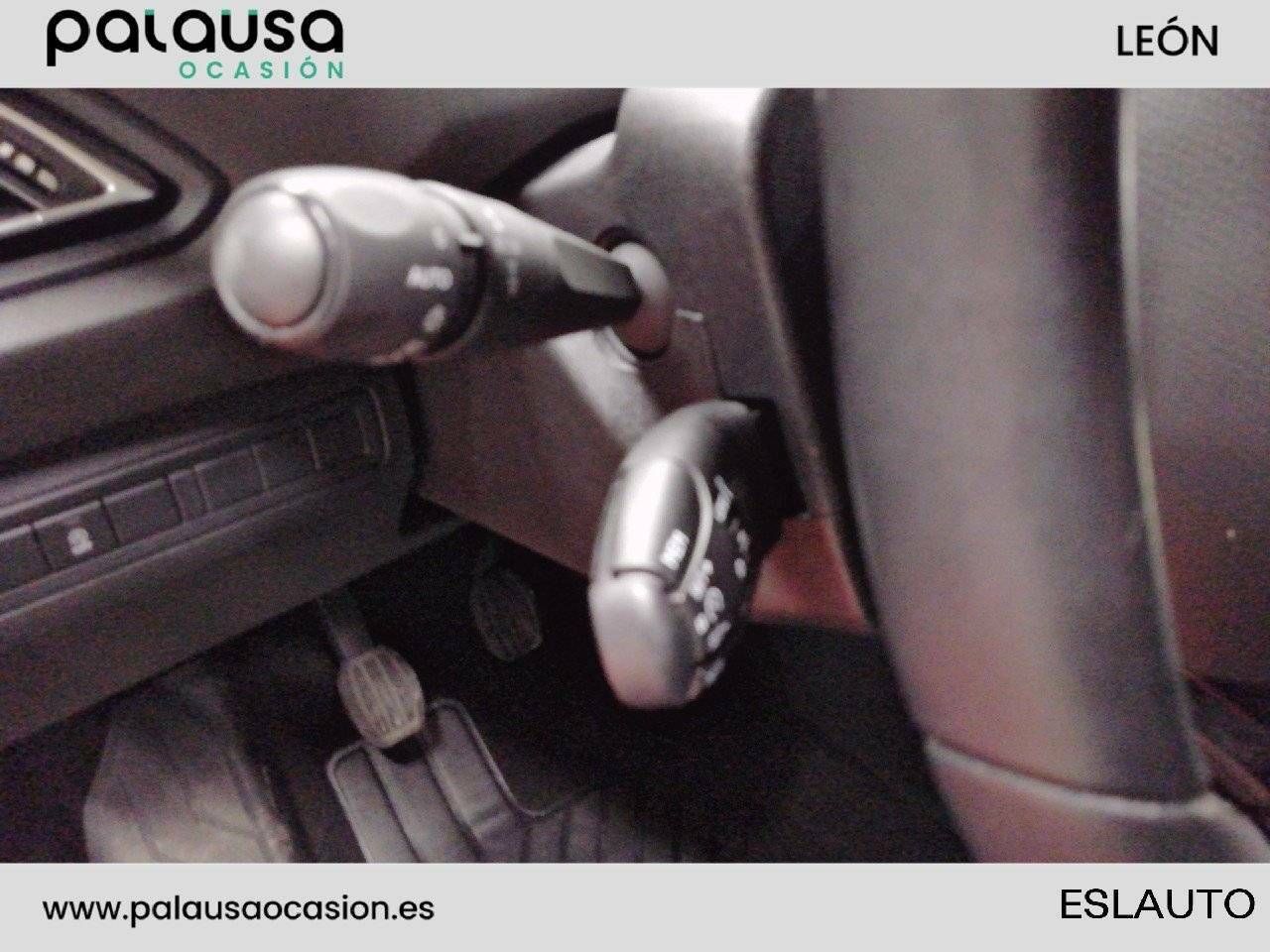 Foto Peugeot 308 23