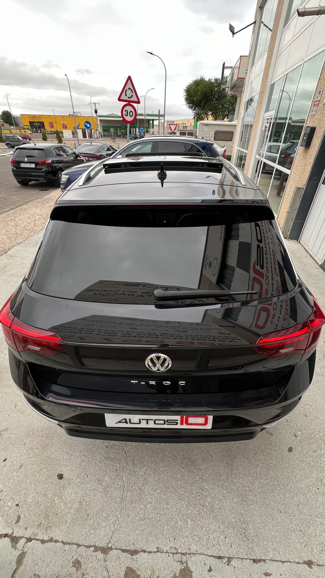 Foto Volkswagen T-Roc 6