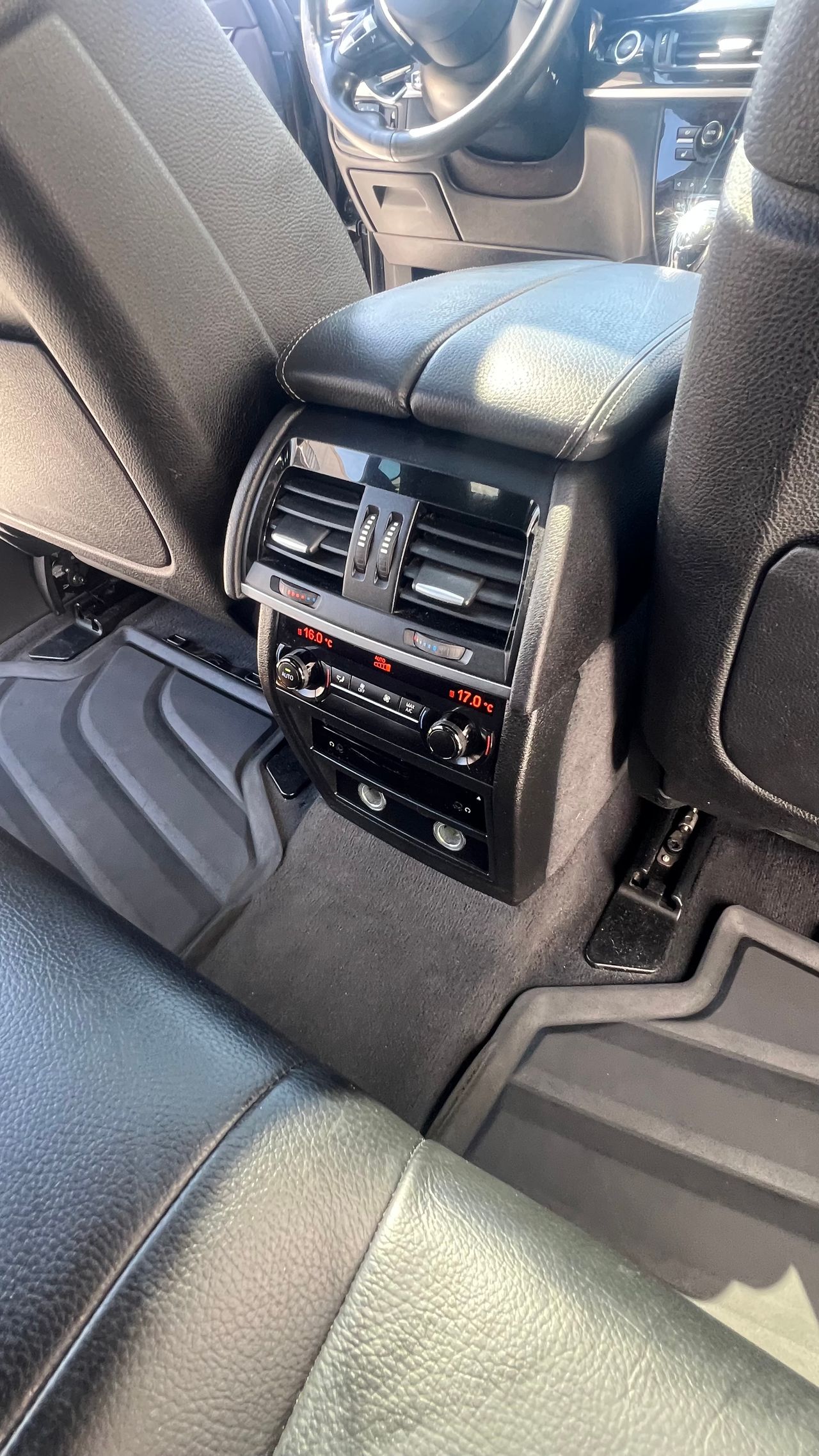 Foto BMW X6 10