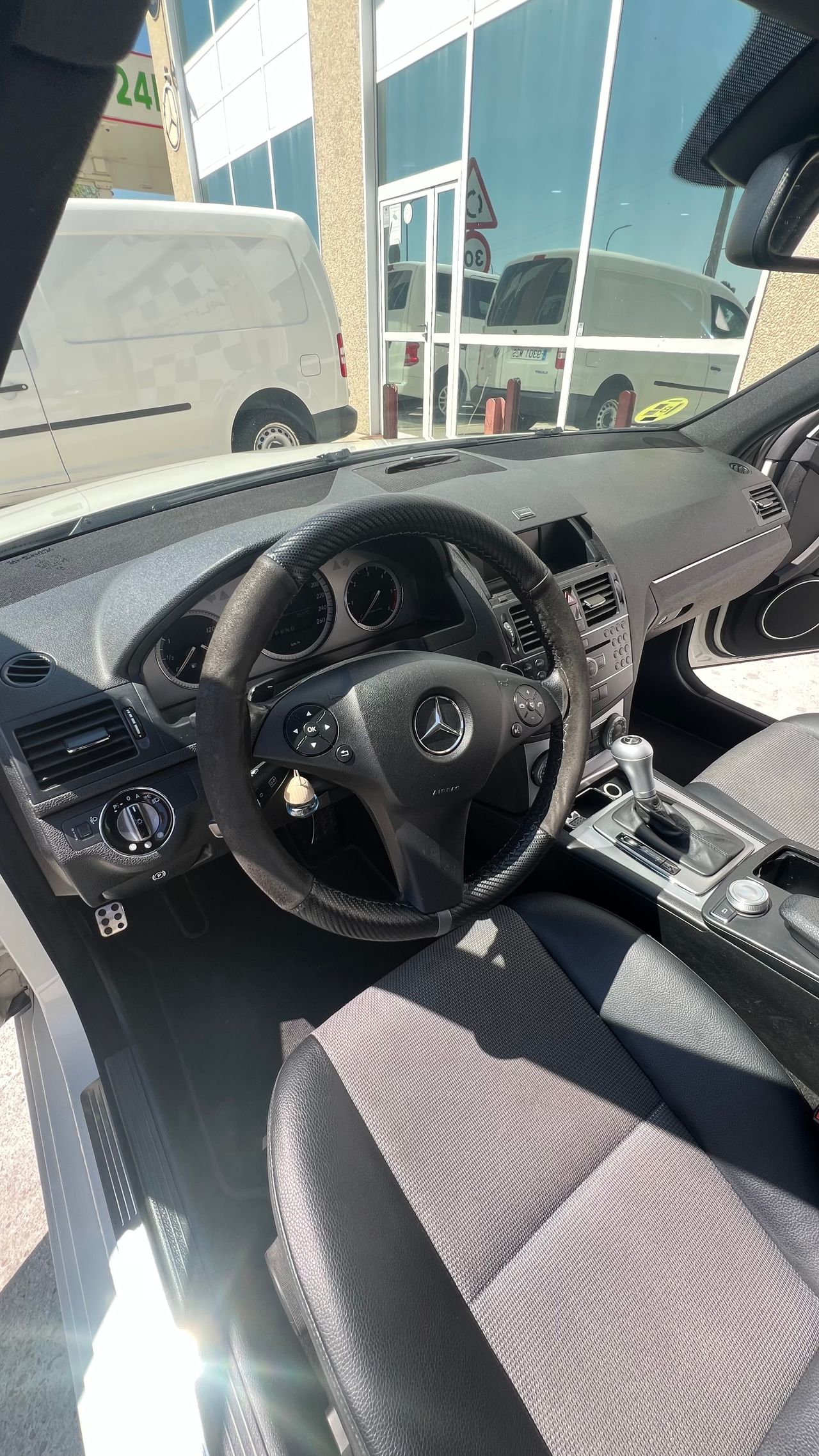 Foto Mercedes-Benz Clase C 12