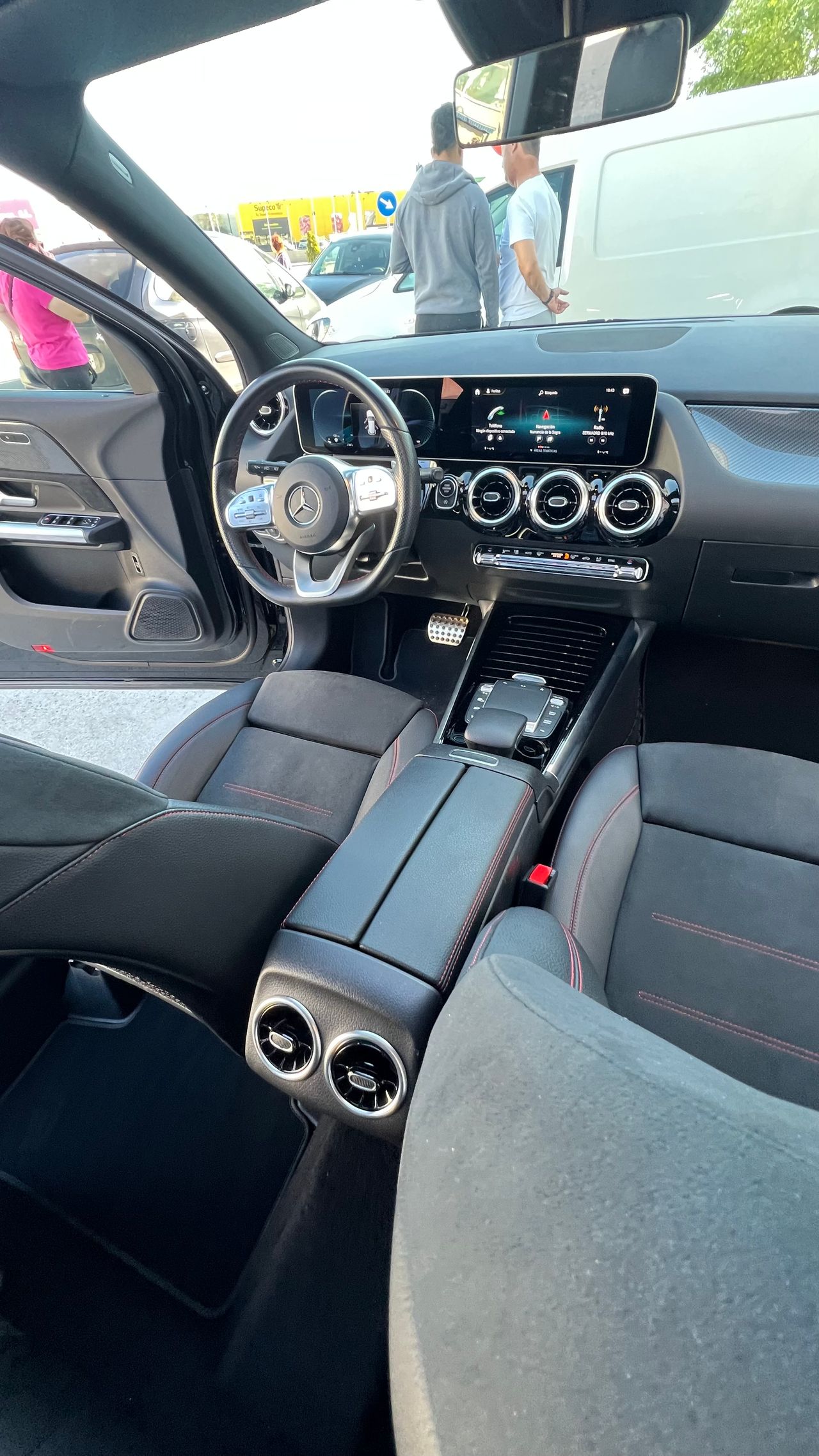 Foto Mercedes-Benz Clase GLA 12