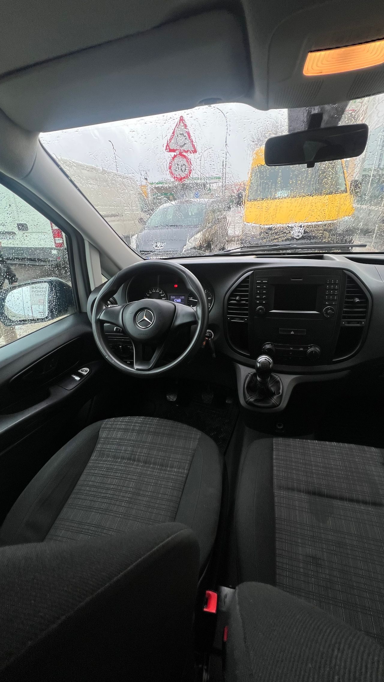 Foto Mercedes-Benz Vito 10