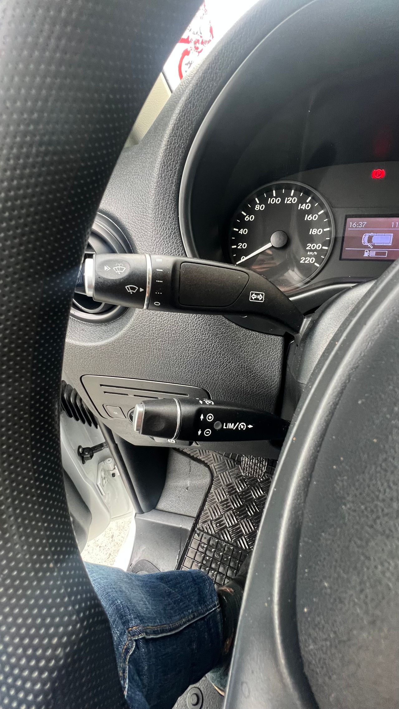 Foto Mercedes-Benz Vito 14