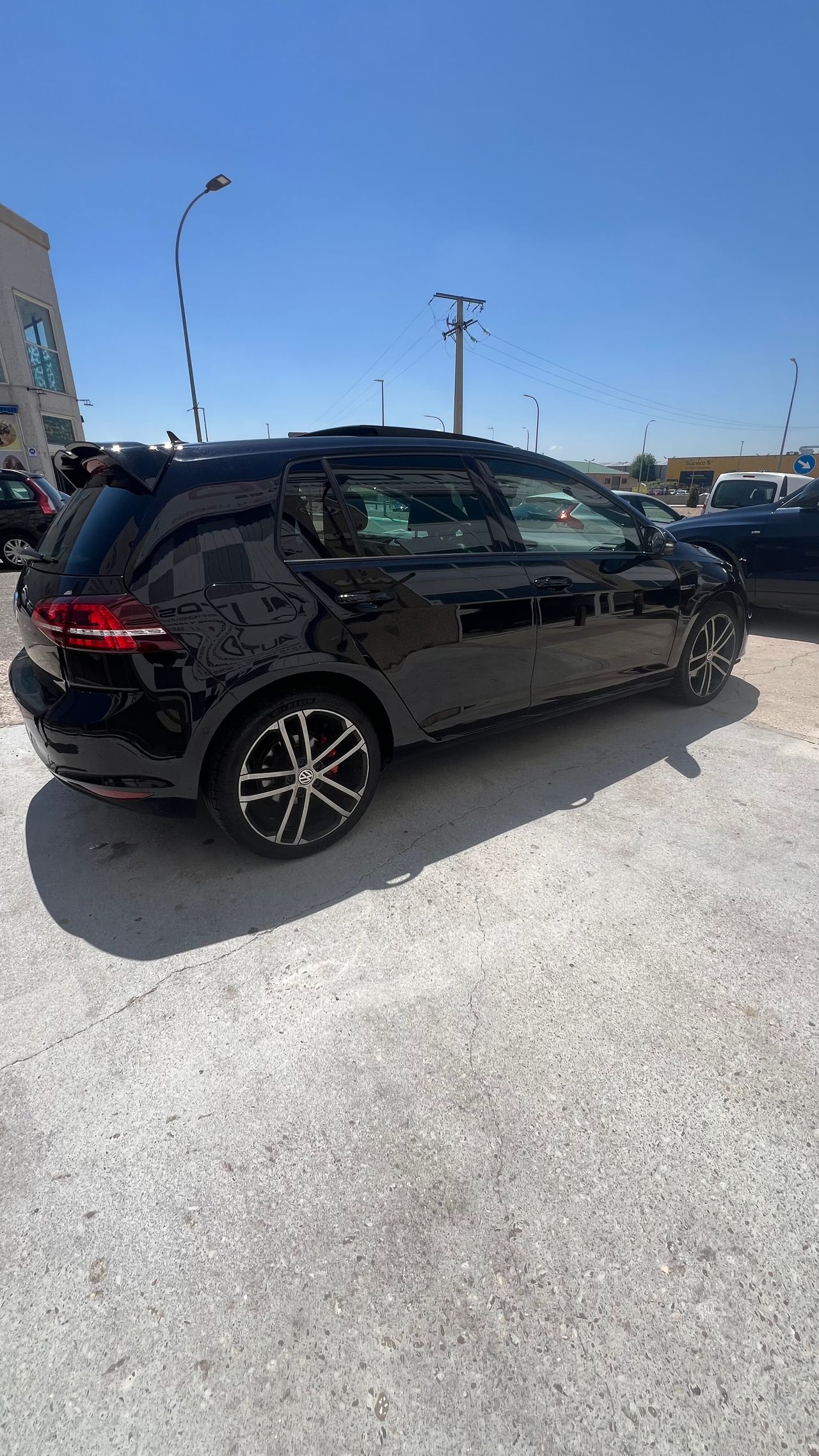 Foto Volkswagen Golf 8