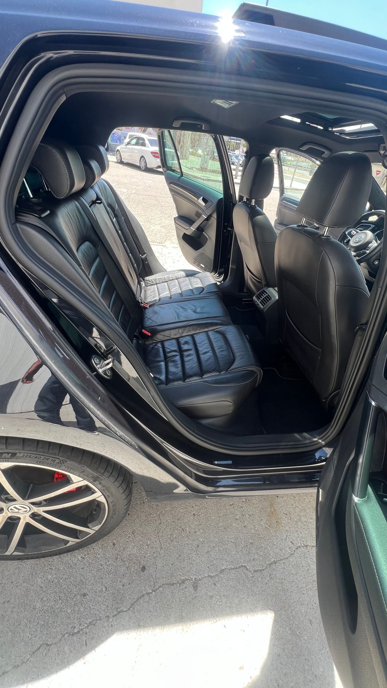 Foto Volkswagen Golf 9