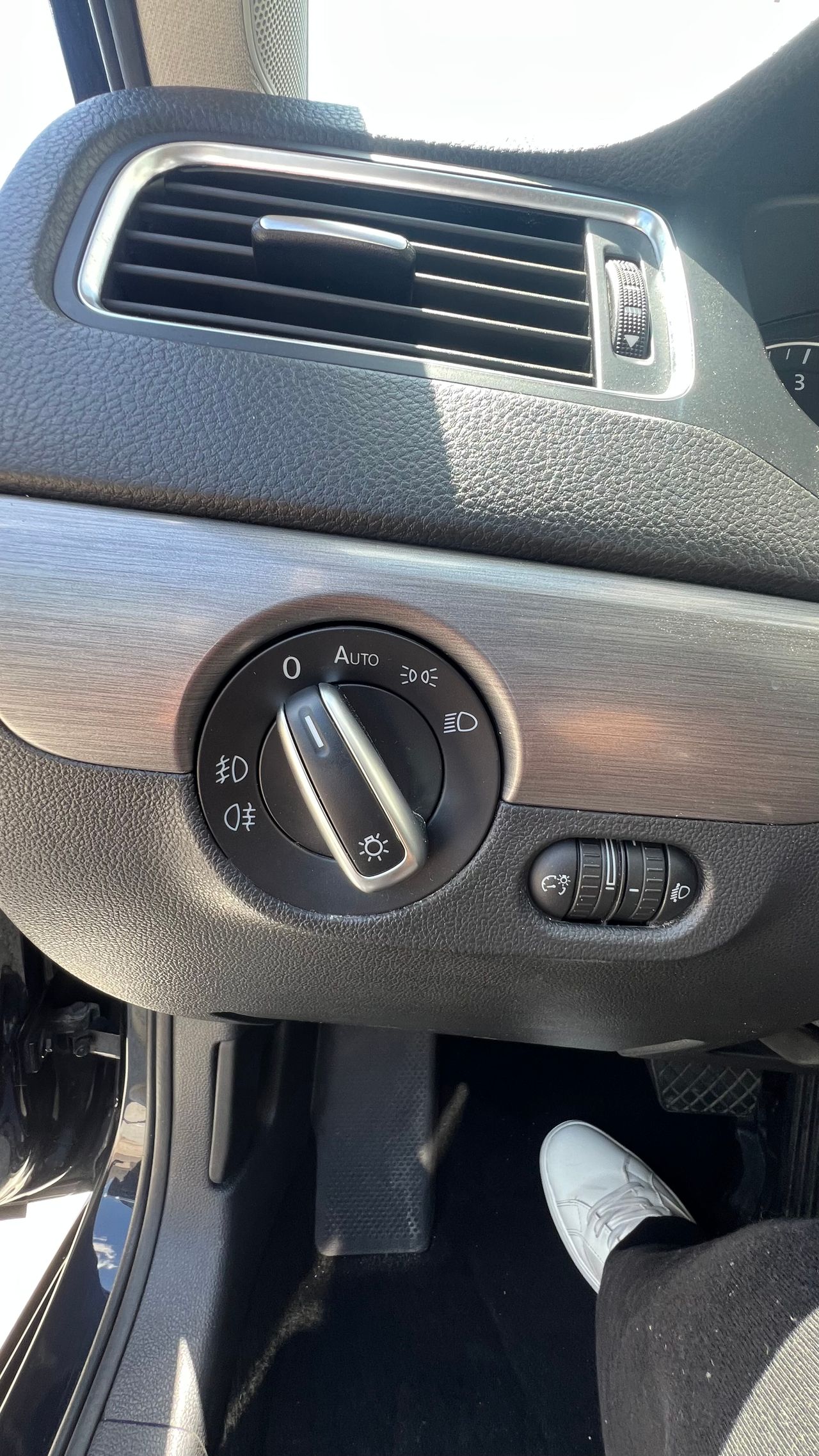 Foto Volkswagen Jetta 14