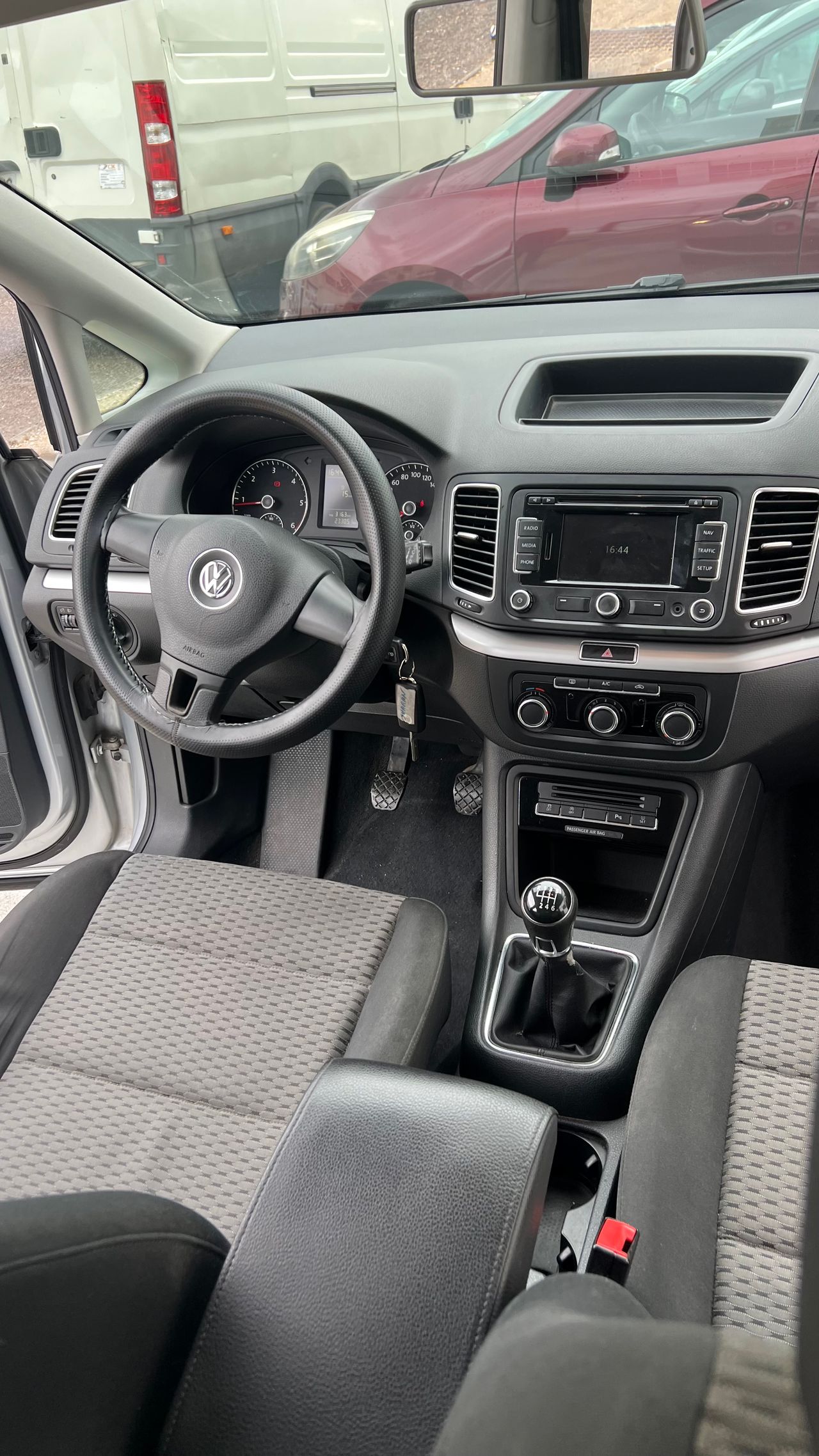 Foto Volkswagen Sharan 8