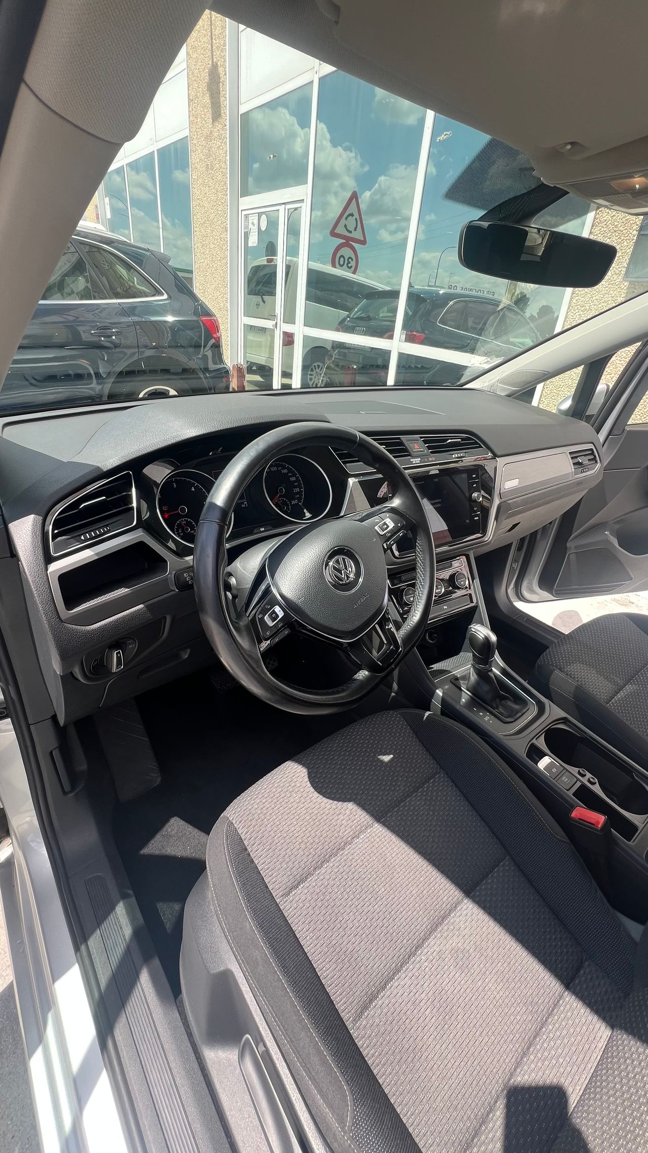 Foto Volkswagen Touran 13