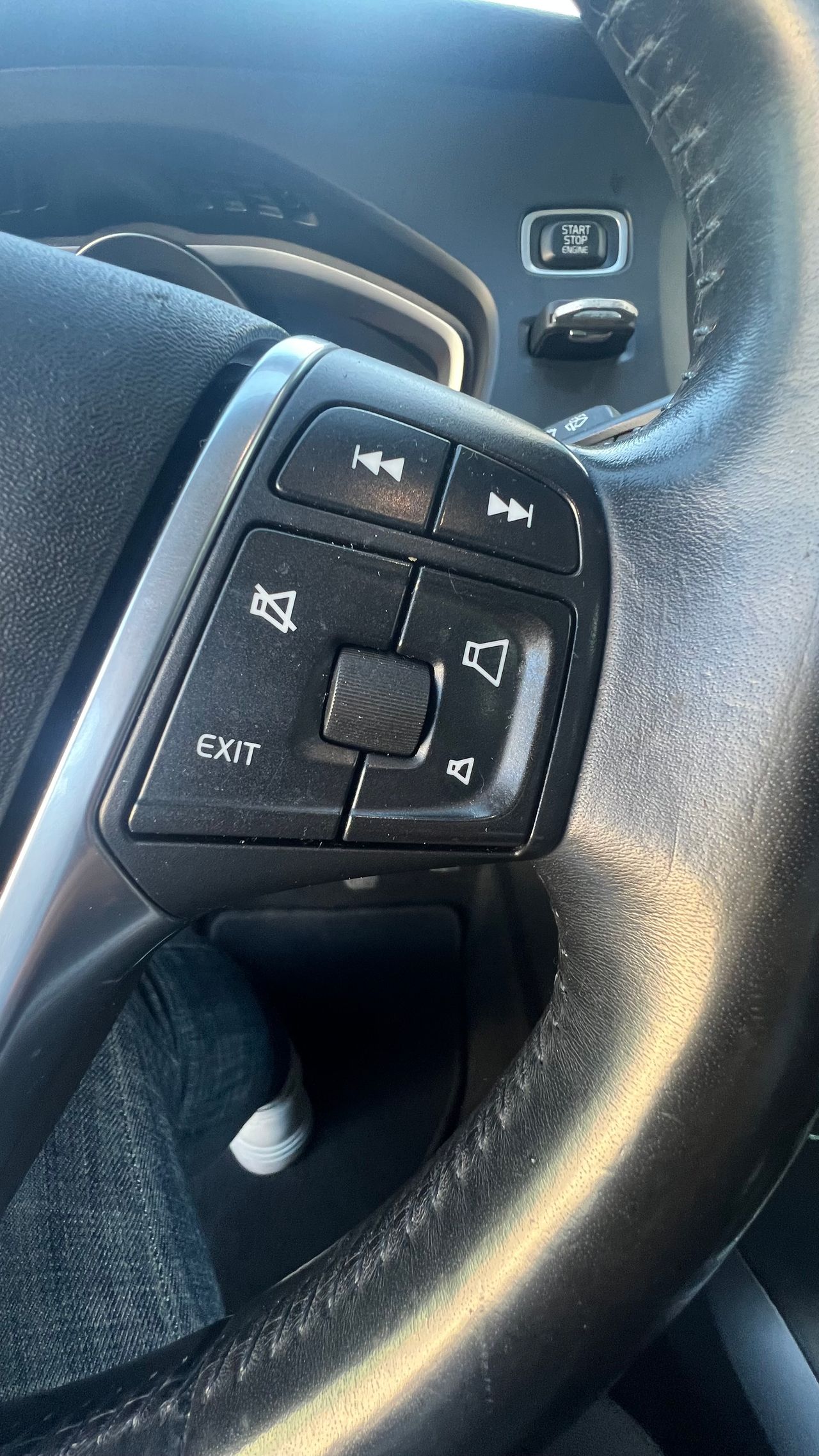 Foto Volvo V40 14