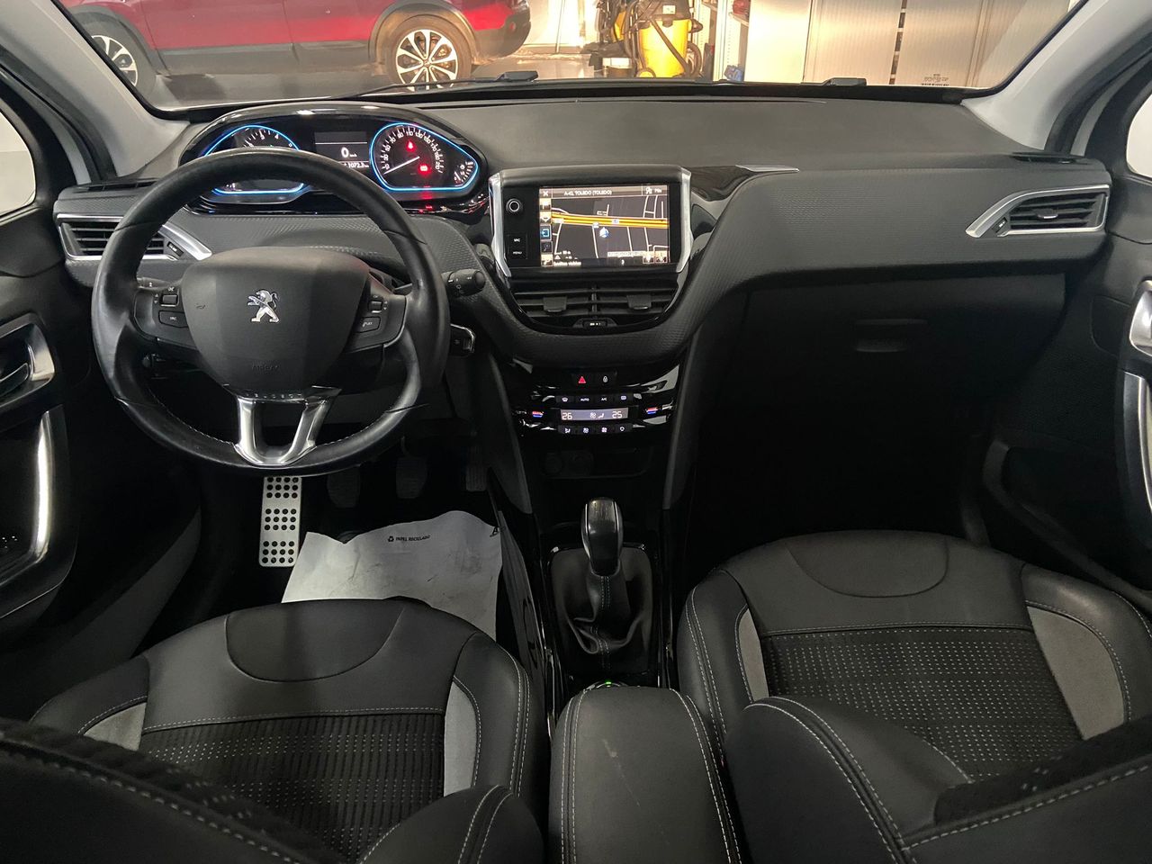 Foto Peugeot 2008 11