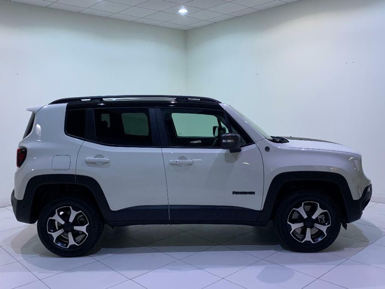 Foto Jeep Renegade 3