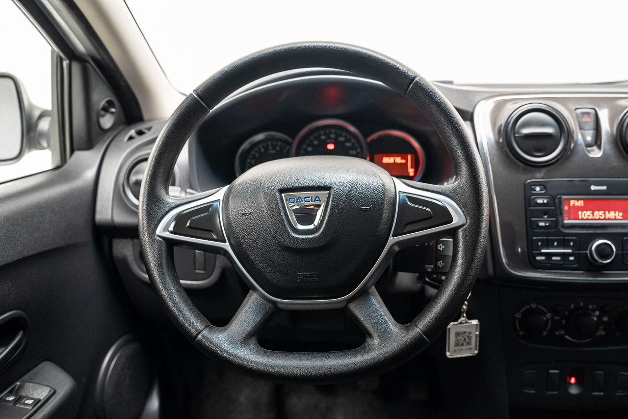 Foto Dacia Logan 21