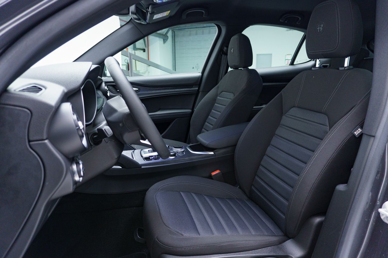 Foto Alfa Romeo Stelvio 16