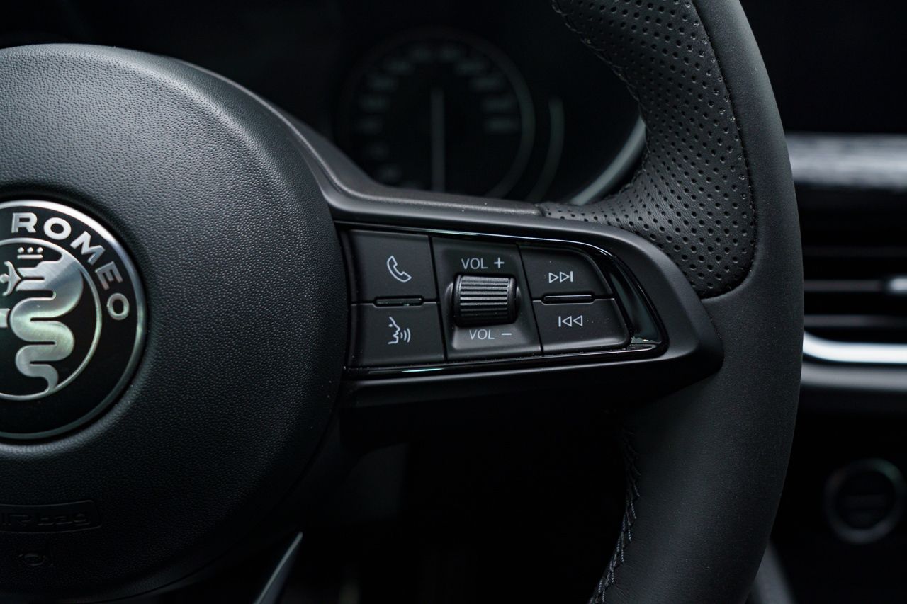 Foto Alfa Romeo Stelvio 21