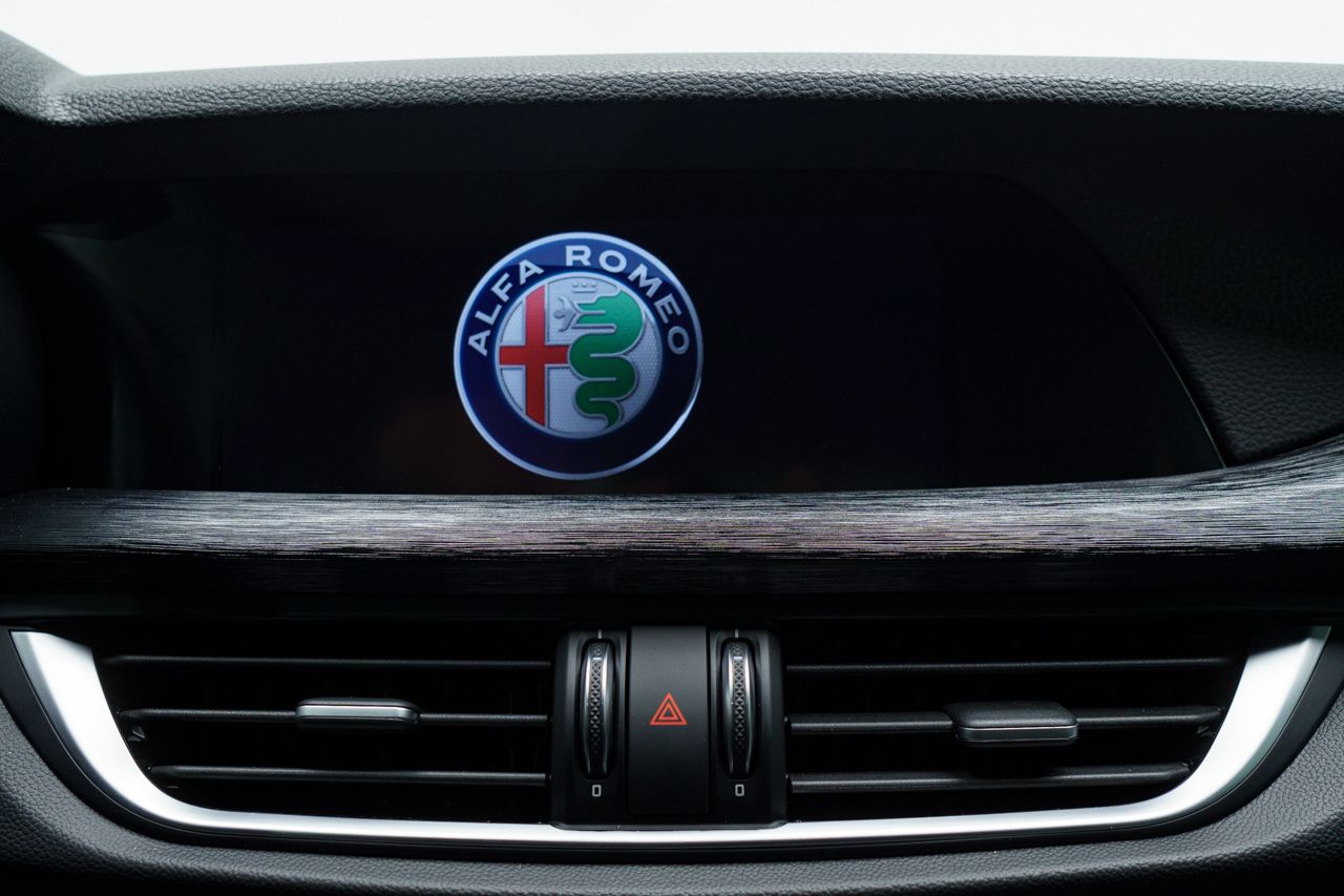 Foto Alfa Romeo Stelvio 26