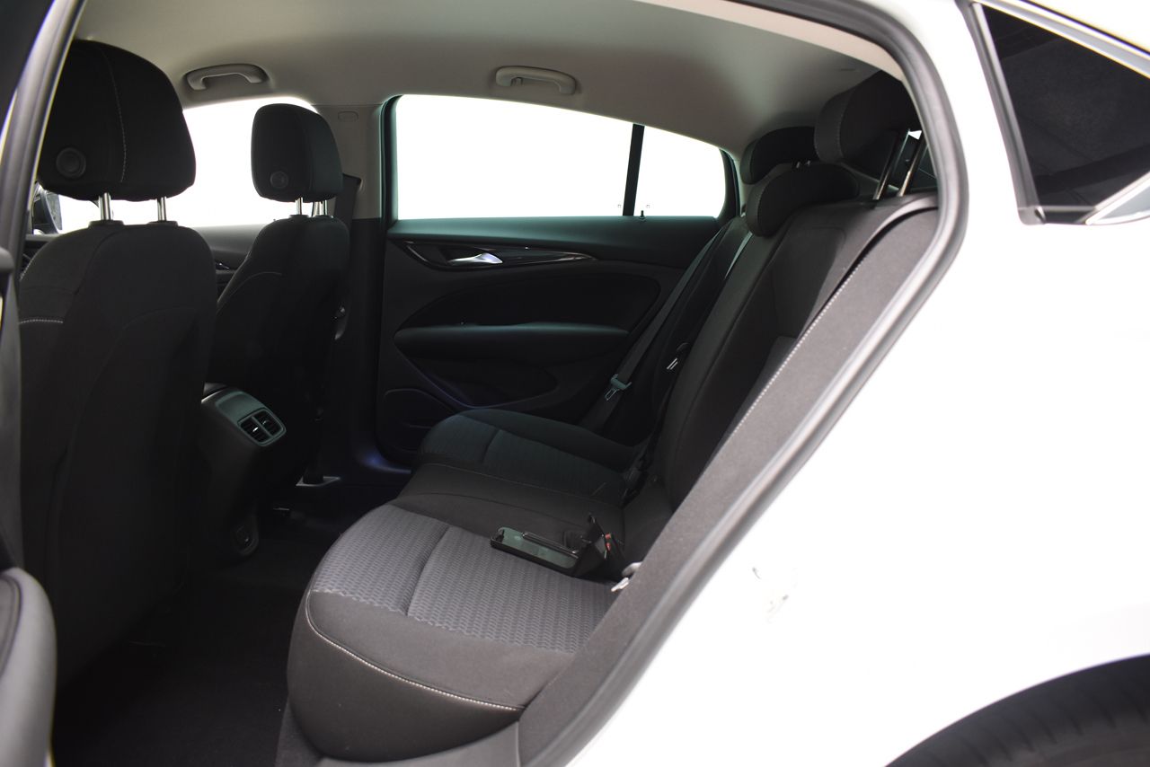 Foto Opel Insignia  8