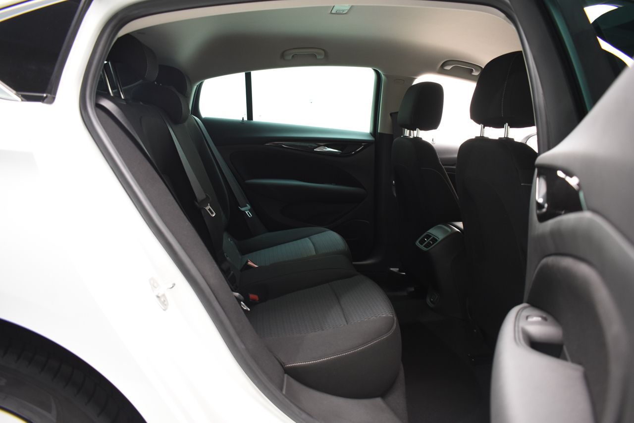 Foto Opel Insignia  18