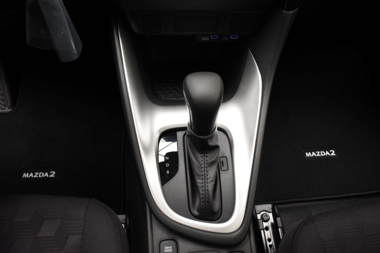 Foto Mazda Mazda2 23