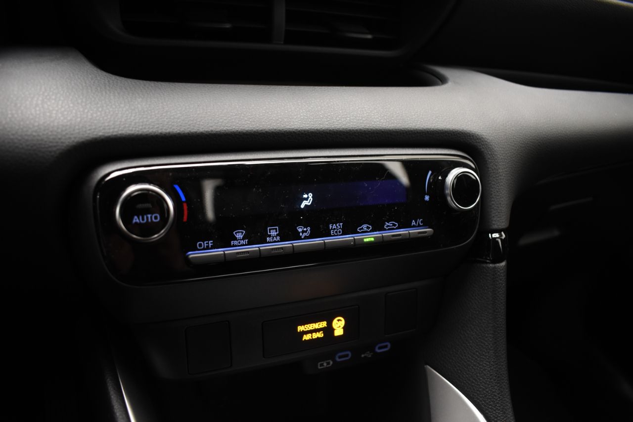 Foto Mazda Mazda2 26