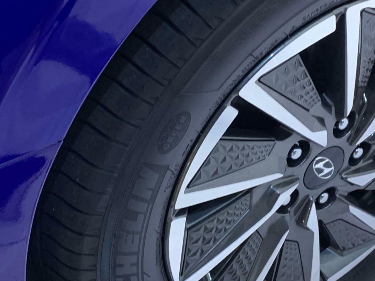 Foto Hyundai IONIQ 31