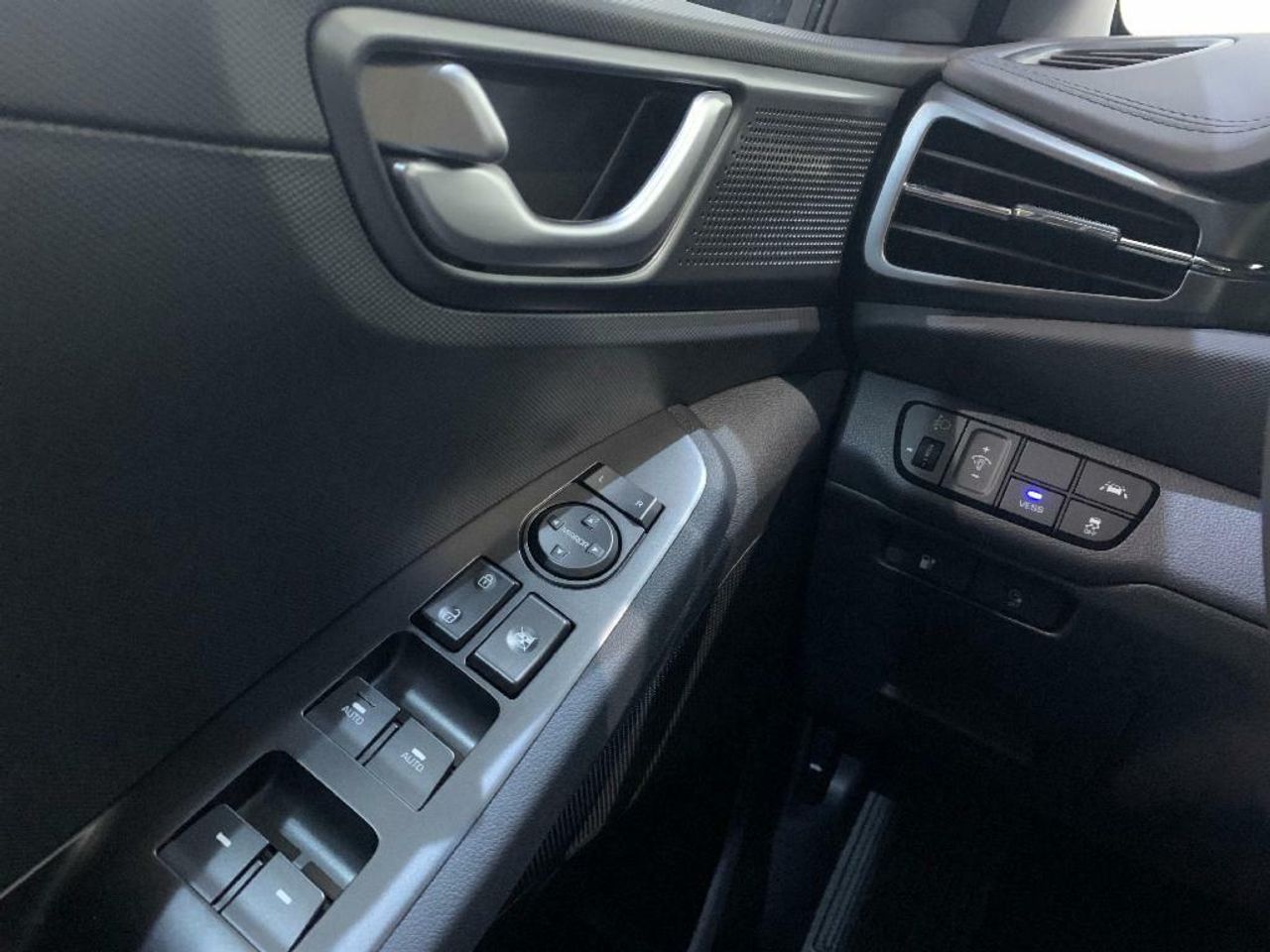 Foto Hyundai IONIQ 23