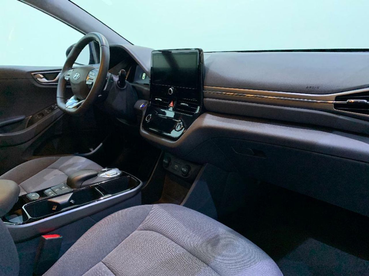 Foto Hyundai IONIQ 24