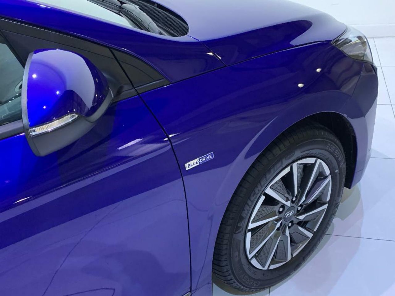 Foto Hyundai IONIQ 27