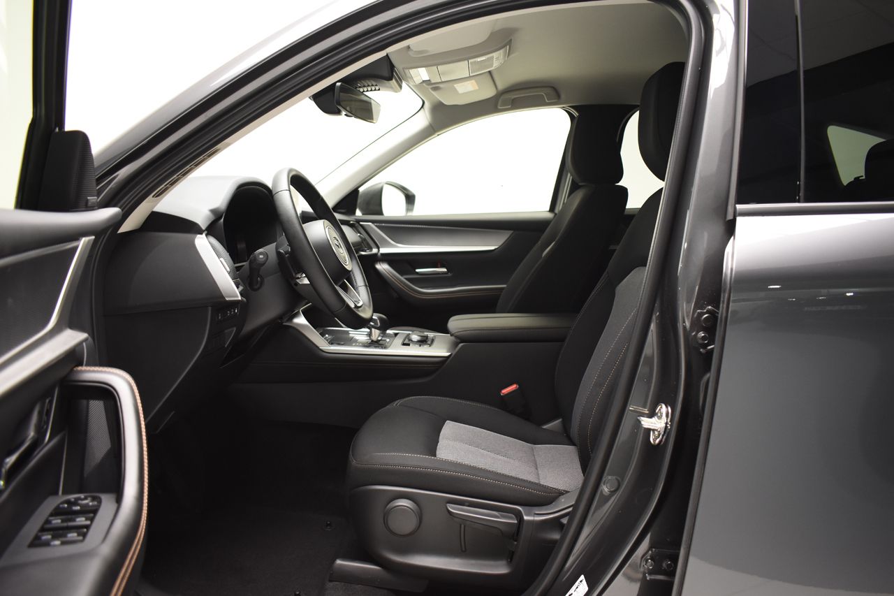 Foto Mazda CX-60 16