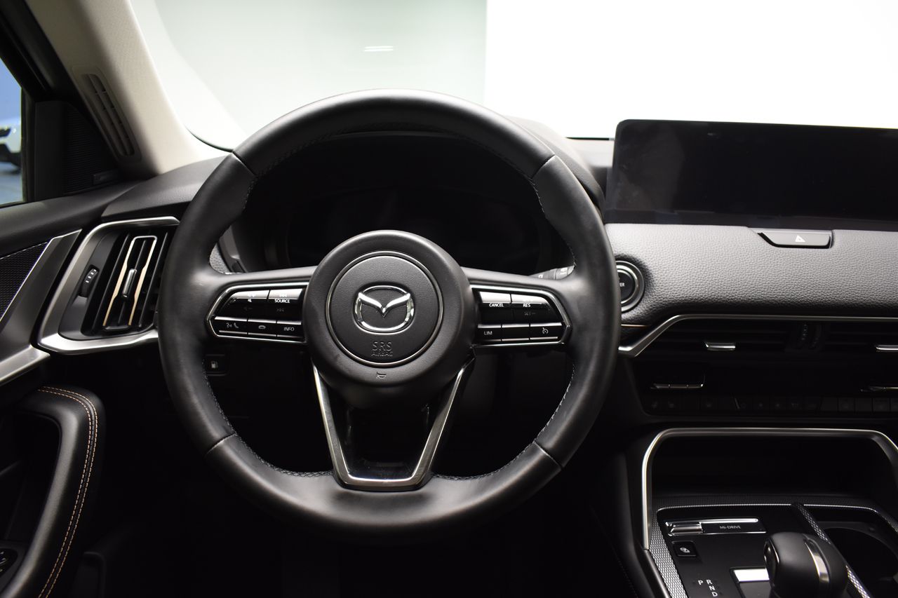 Foto Mazda CX-60 20