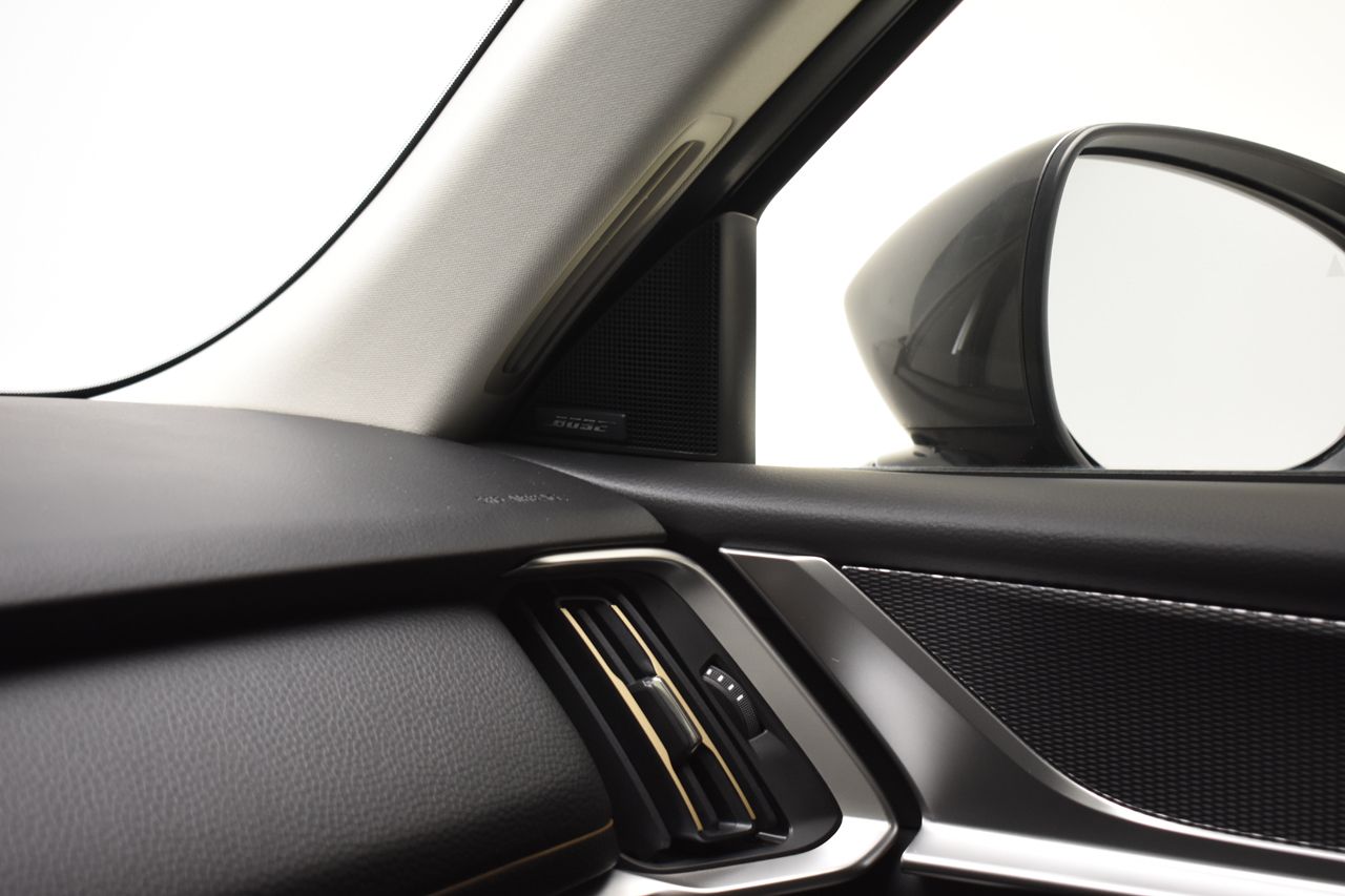 Foto Mazda CX-60 38