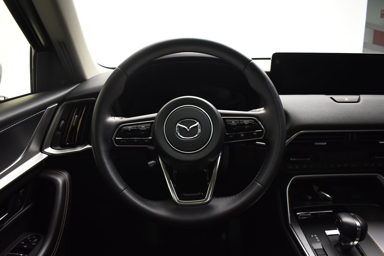 Foto Mazda CX-60 4
