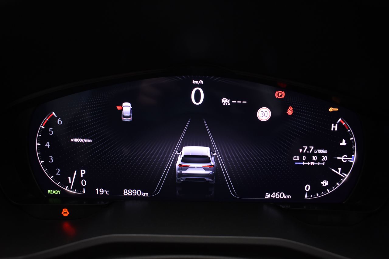 Foto Mazda CX-60 21