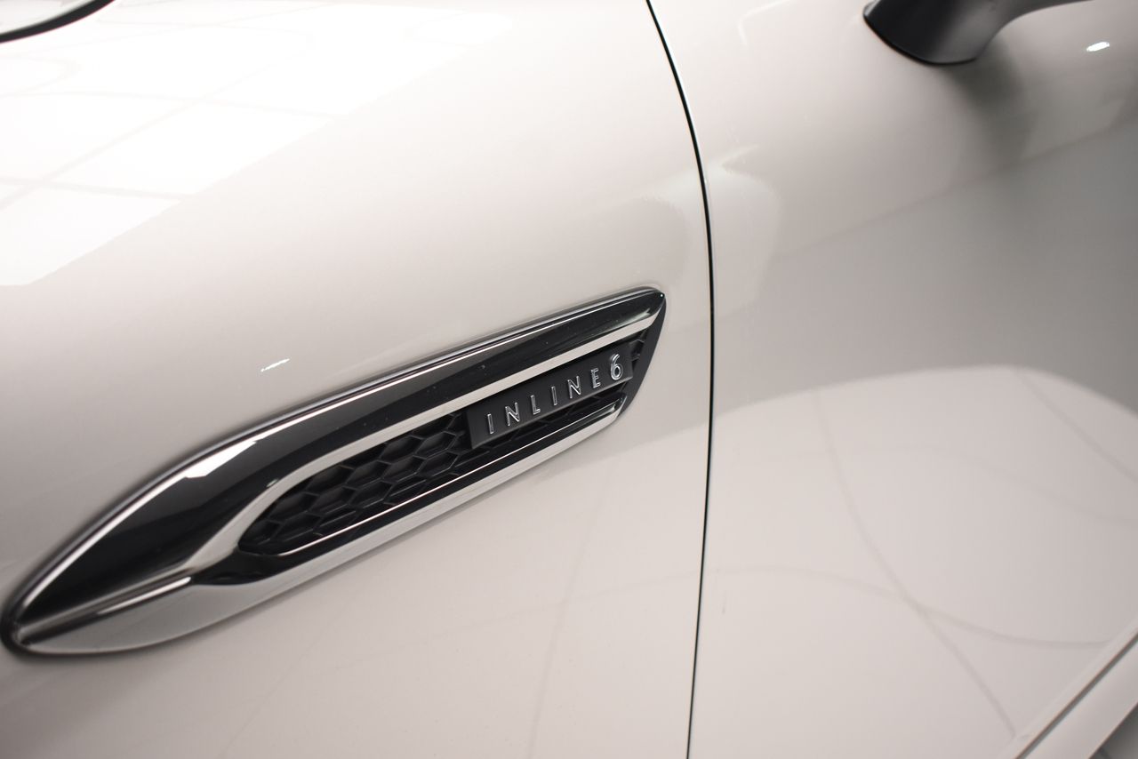 Foto Mazda CX-60 32