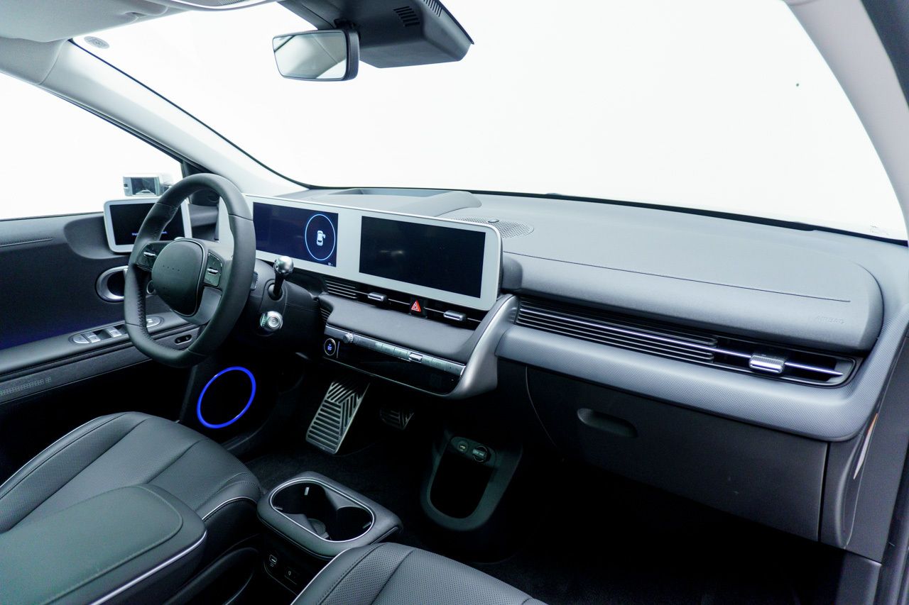 Foto Hyundai IONIQ 17