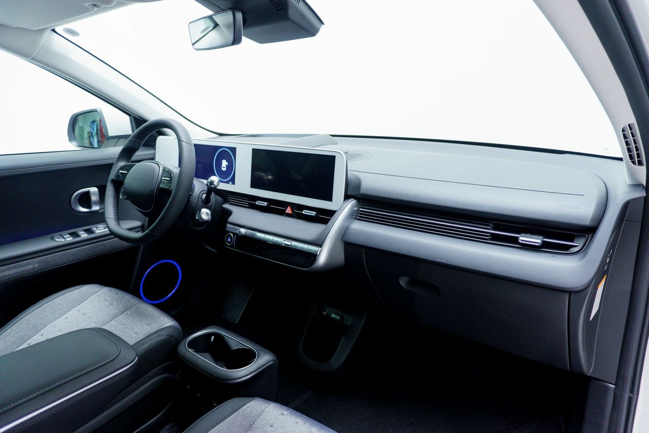 Foto Hyundai IONIQ 17