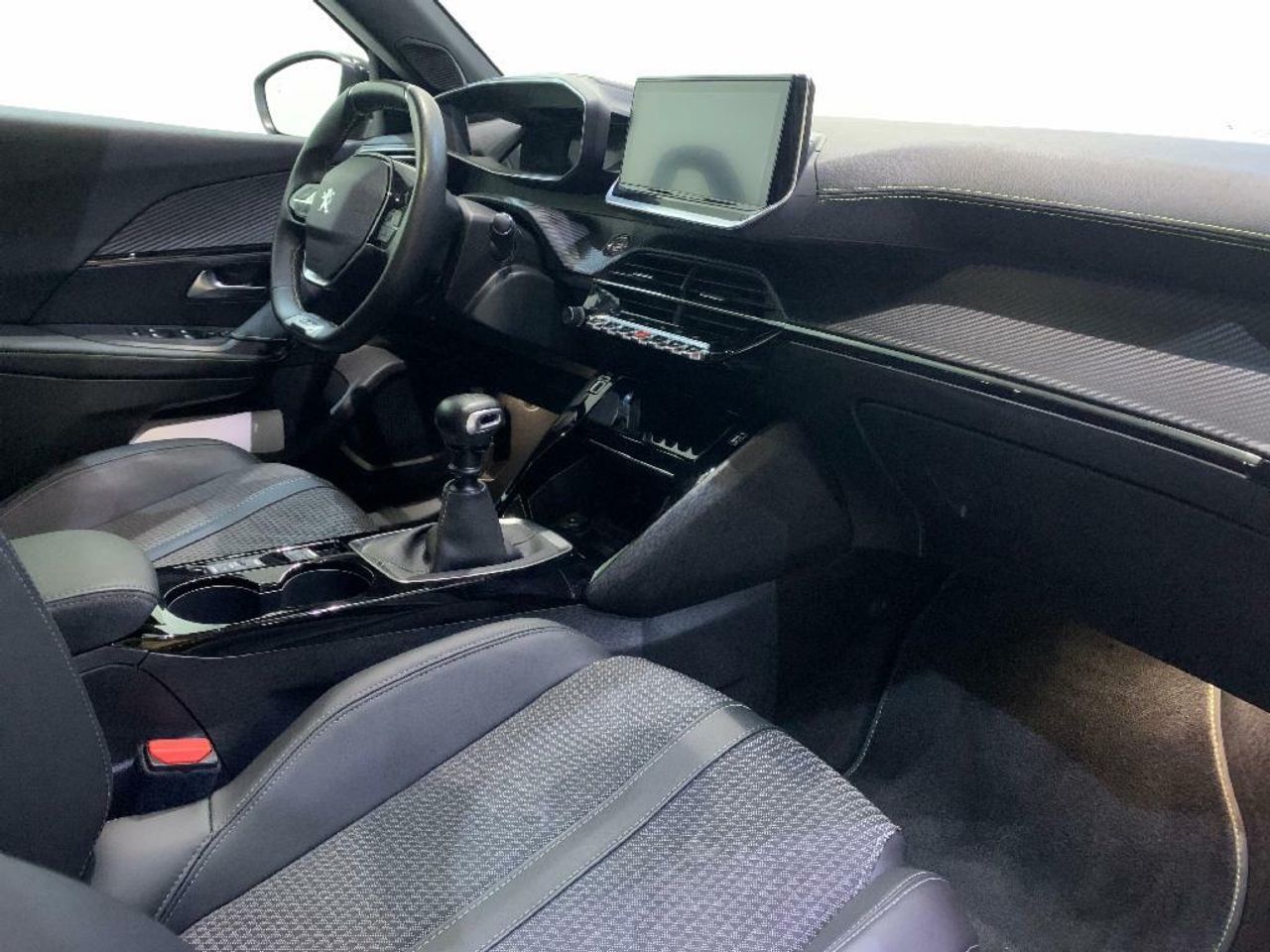 Foto Peugeot 2008 13