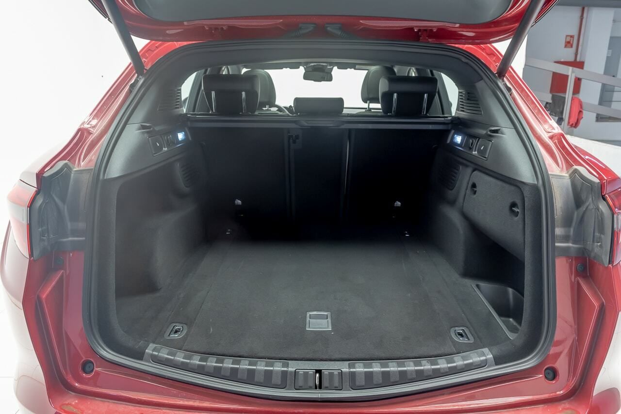 Foto Alfa Romeo Stelvio 8