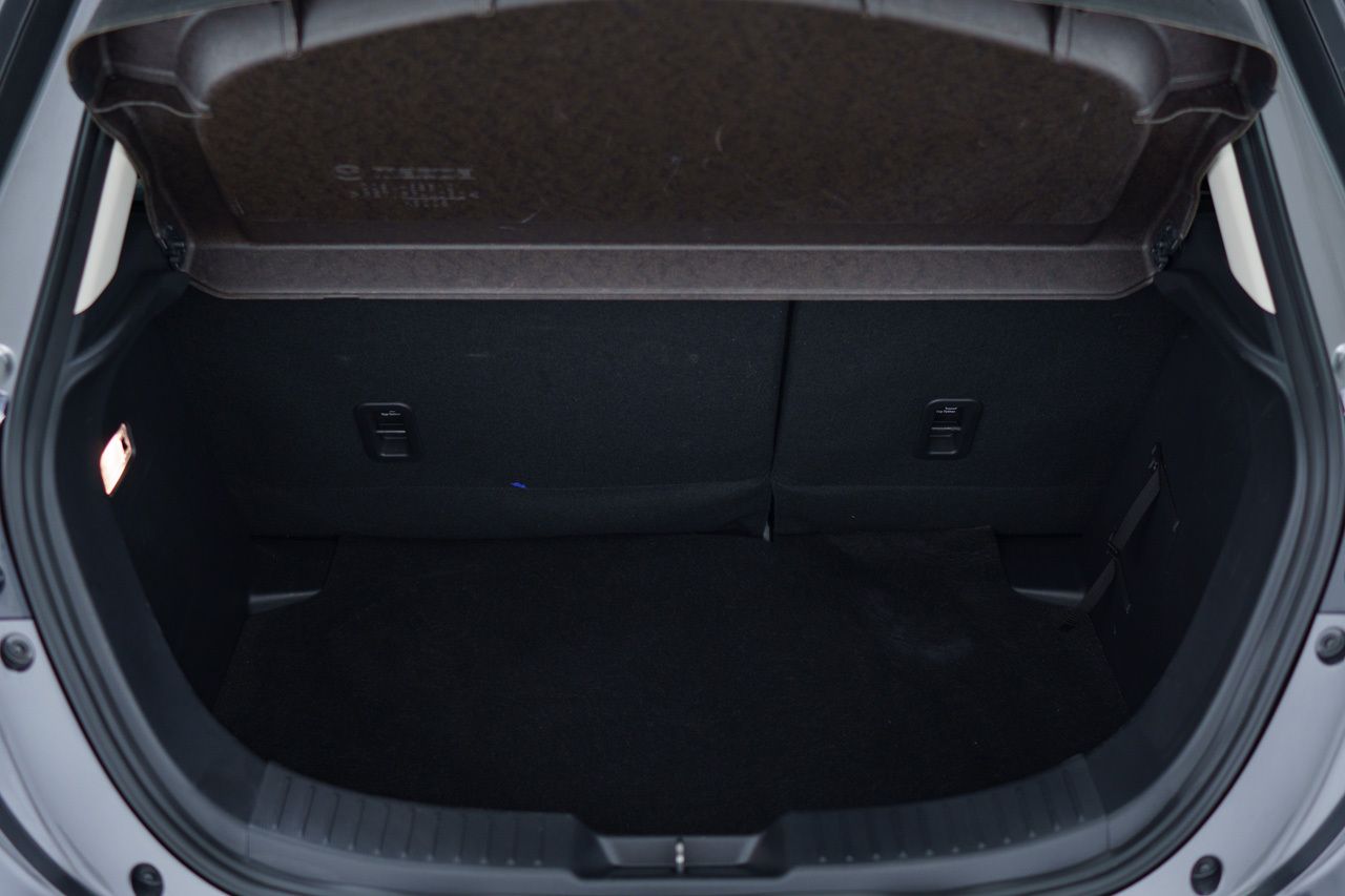 Foto Mazda Mazda2 9