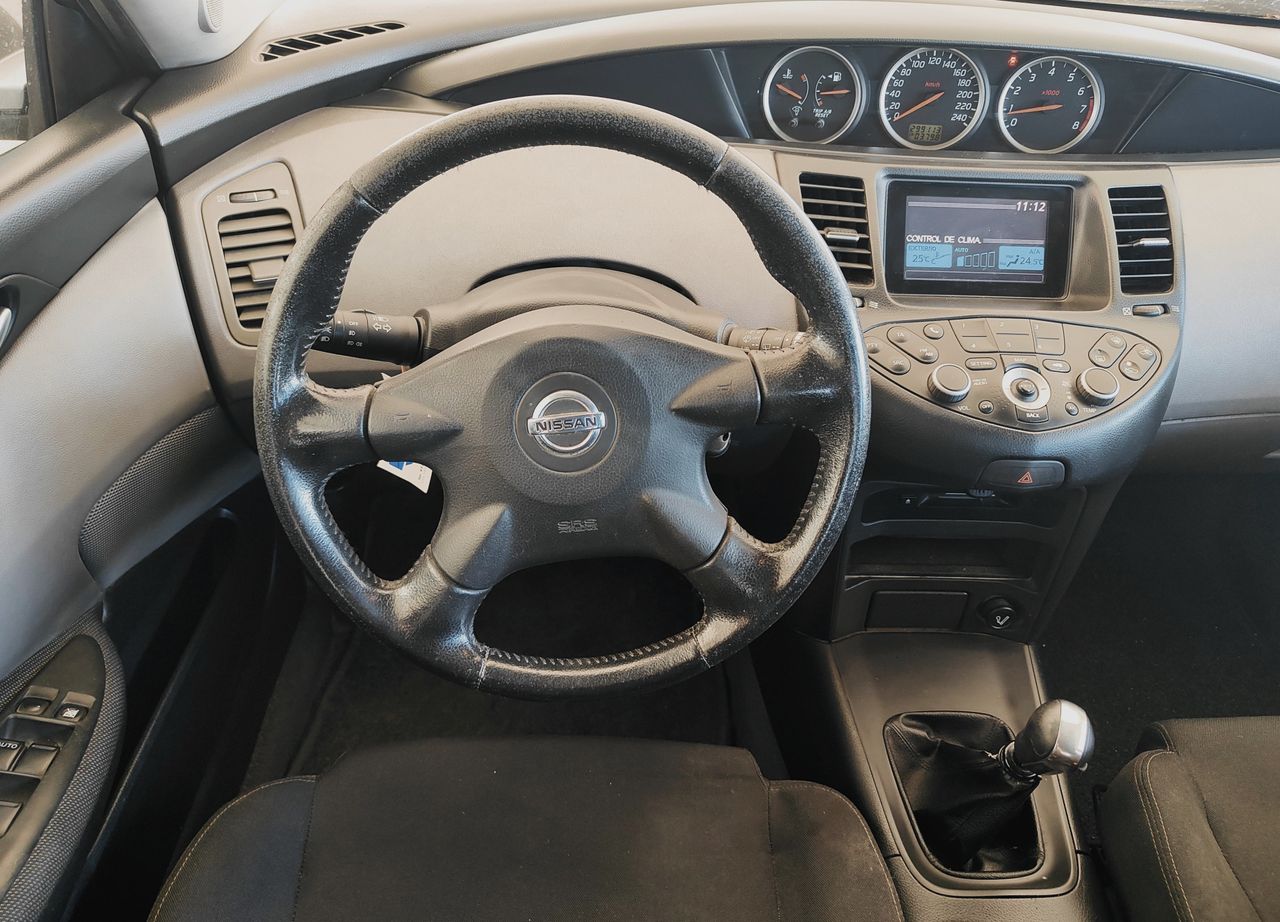 Foto Nissan Primera 10