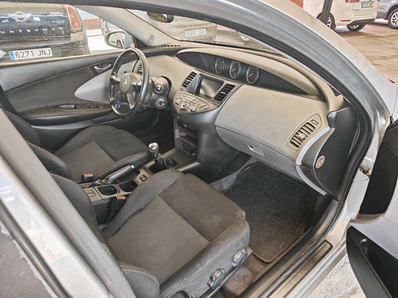 Foto Nissan Primera 11