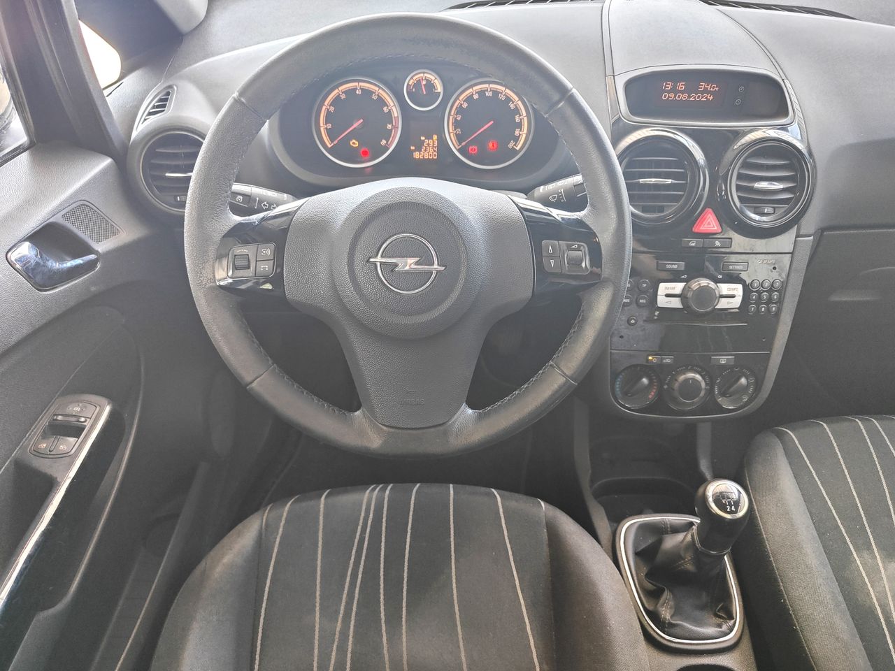 Foto Opel Corsa 10