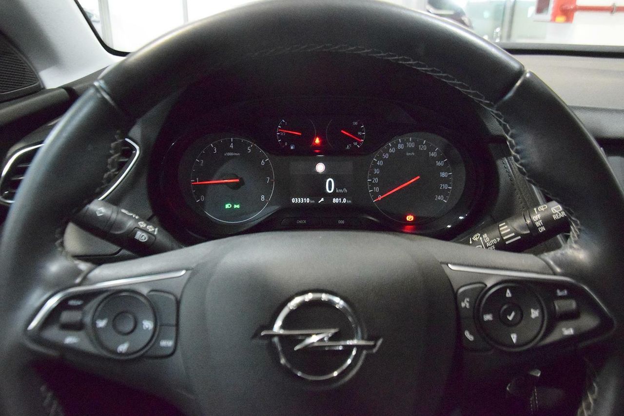 Foto Opel Grandland X 17