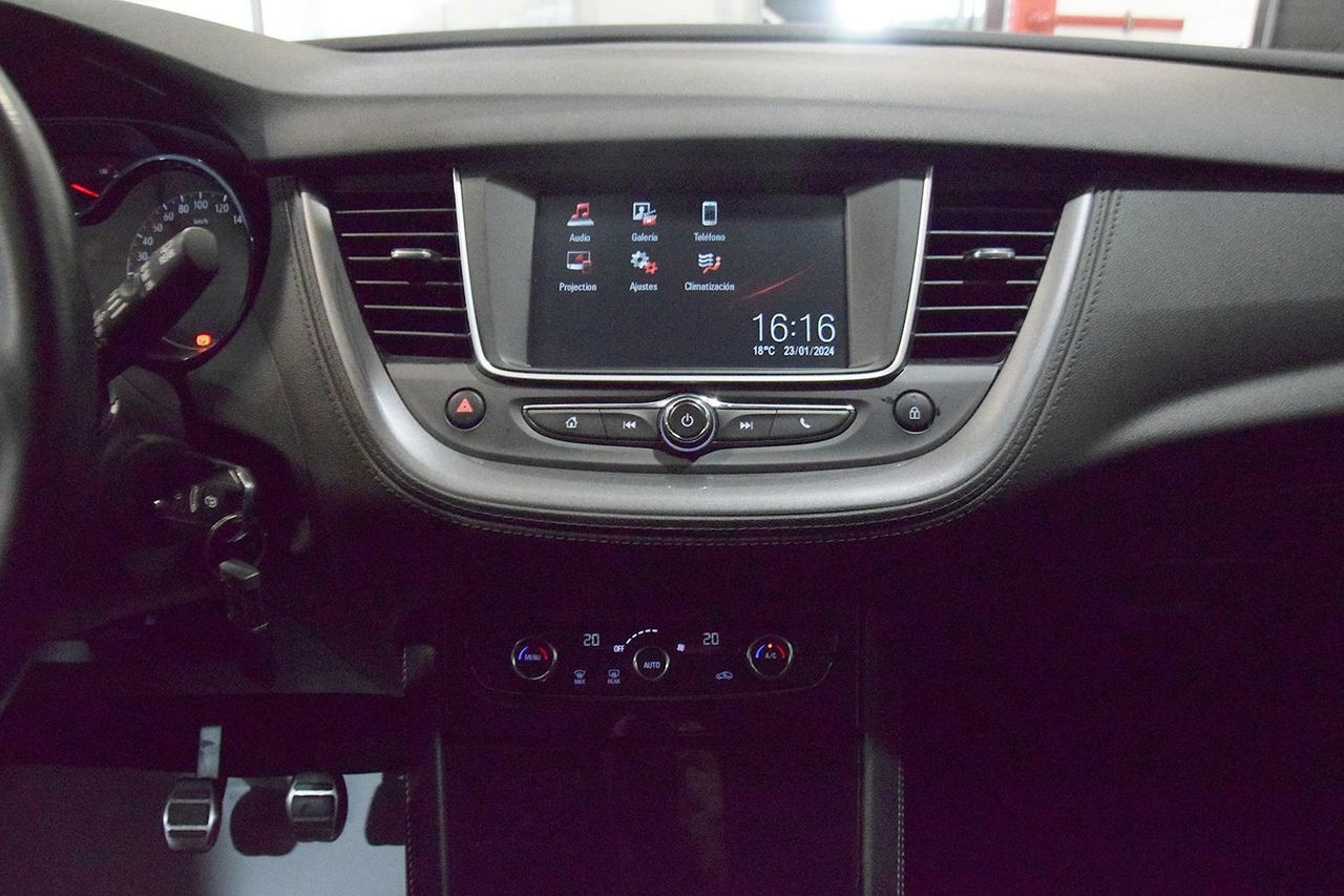Foto Opel Grandland X 19